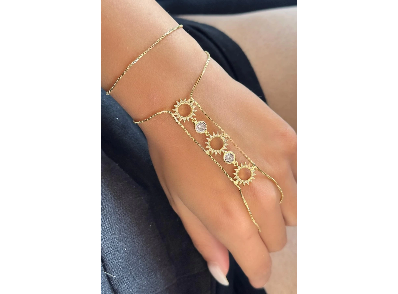 Altın Renk Taş Detaylı Şahmeran