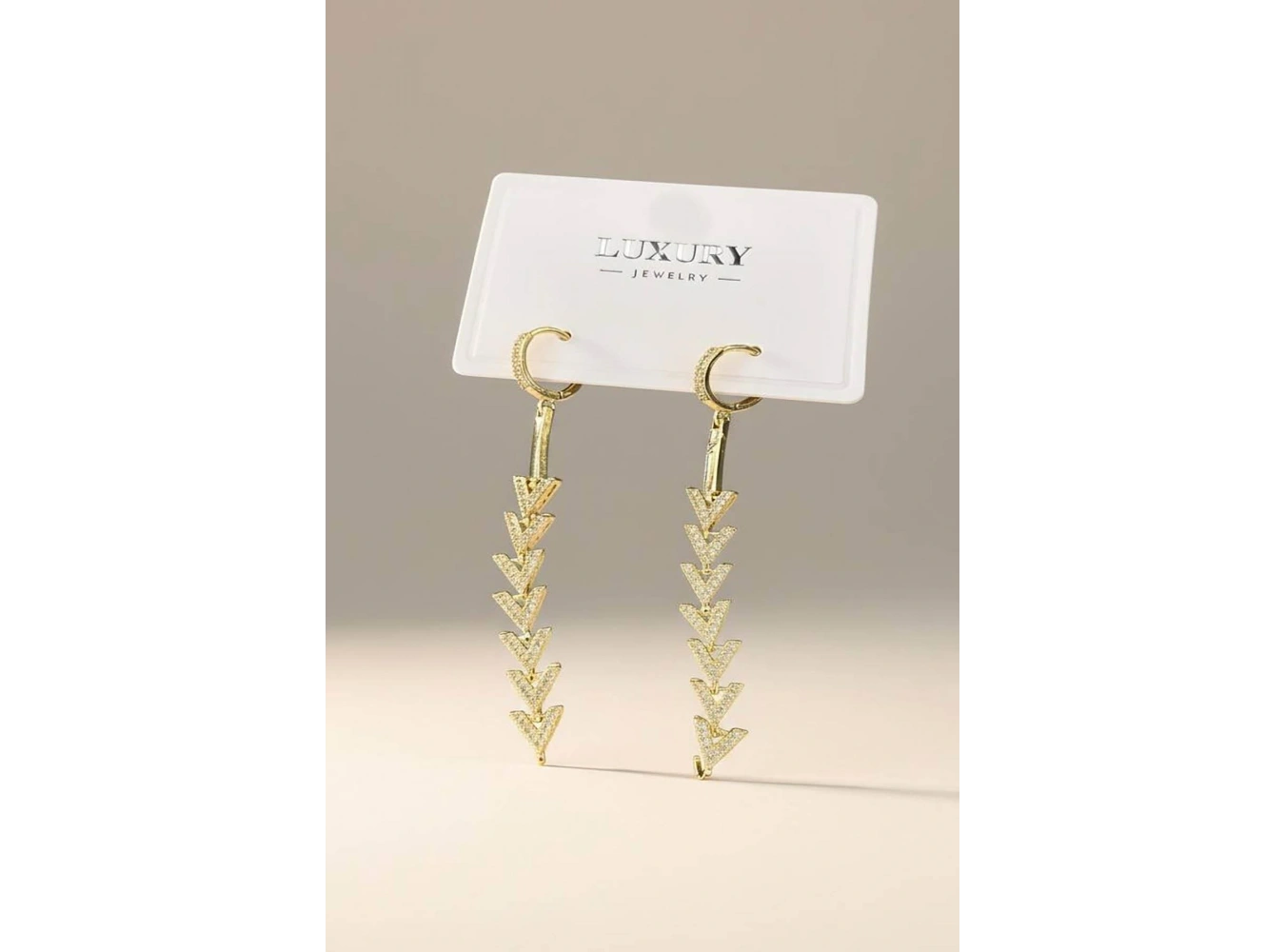 Altın Renk Taş Detaylı Sallantılı 14K Altın Kaplama Küpe (Çift)