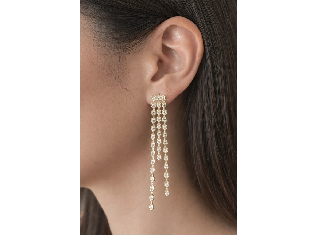 Altın Renk Taş Detaylı Sallantılı Abiye Küpe (Çift)