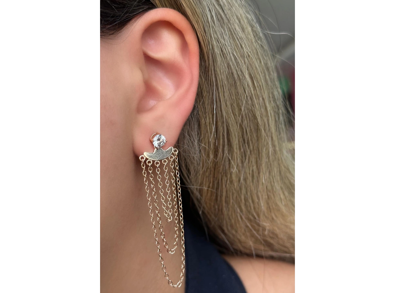 Altın Renk Taş Detaylı Sallantılı Çelik Xuping Küpe (Çift)