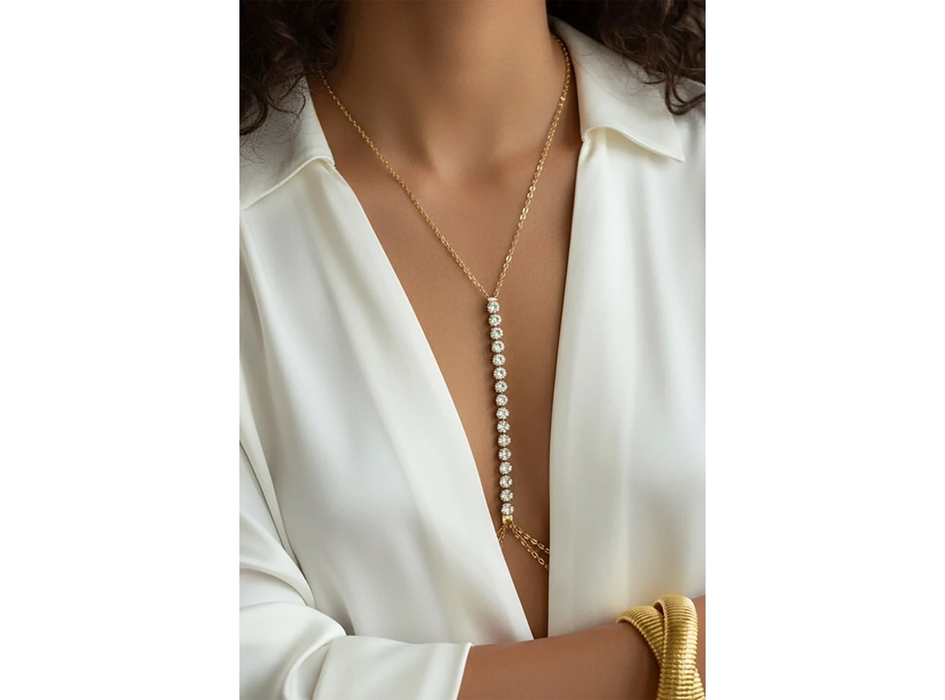 Altın Renk Taş Detaylı Tasarım Vücut Aksesuar