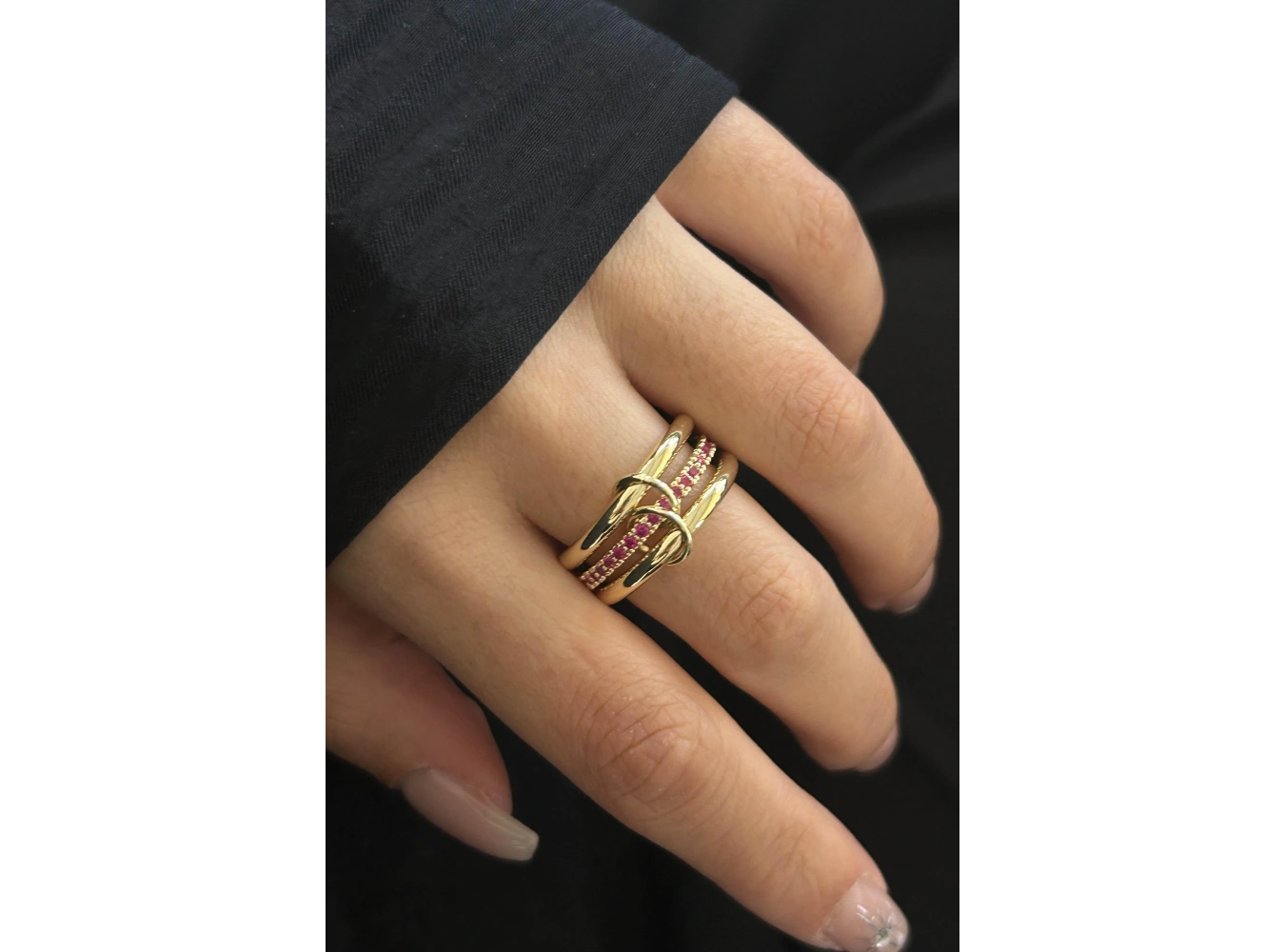 Altın Renk Taş Detaylı Üçlü Yüzük