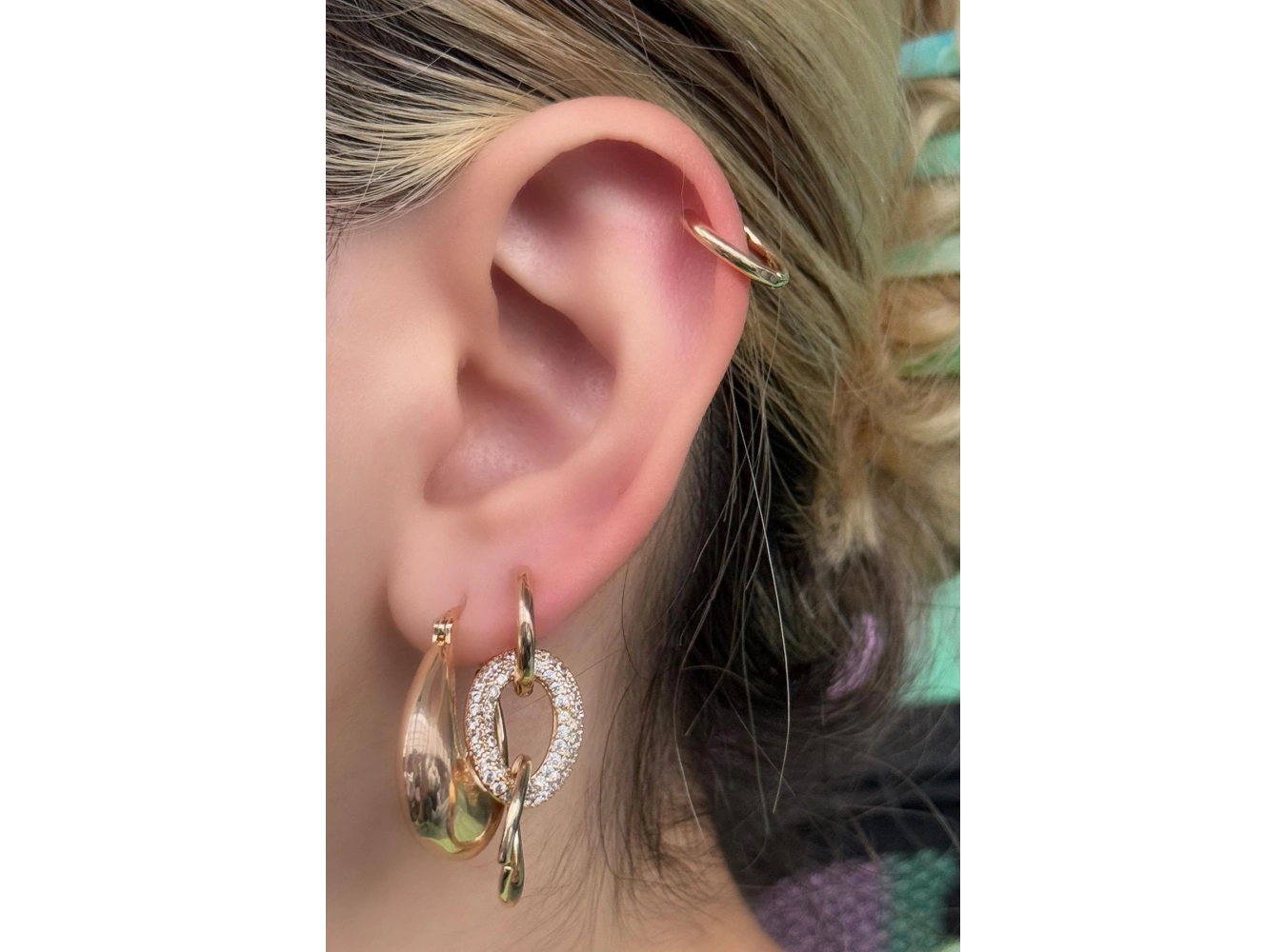 Altın Renk Taş Detaylı VİP 3lü Halka YSX Küpe Set