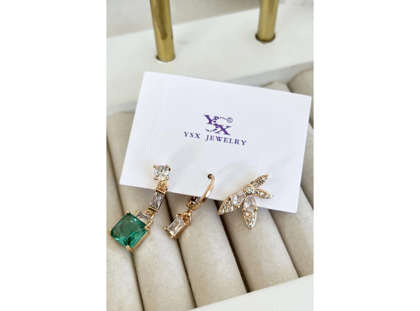 Altın Renk Taş Detaylı VİP 3lü YSX Küpe Set