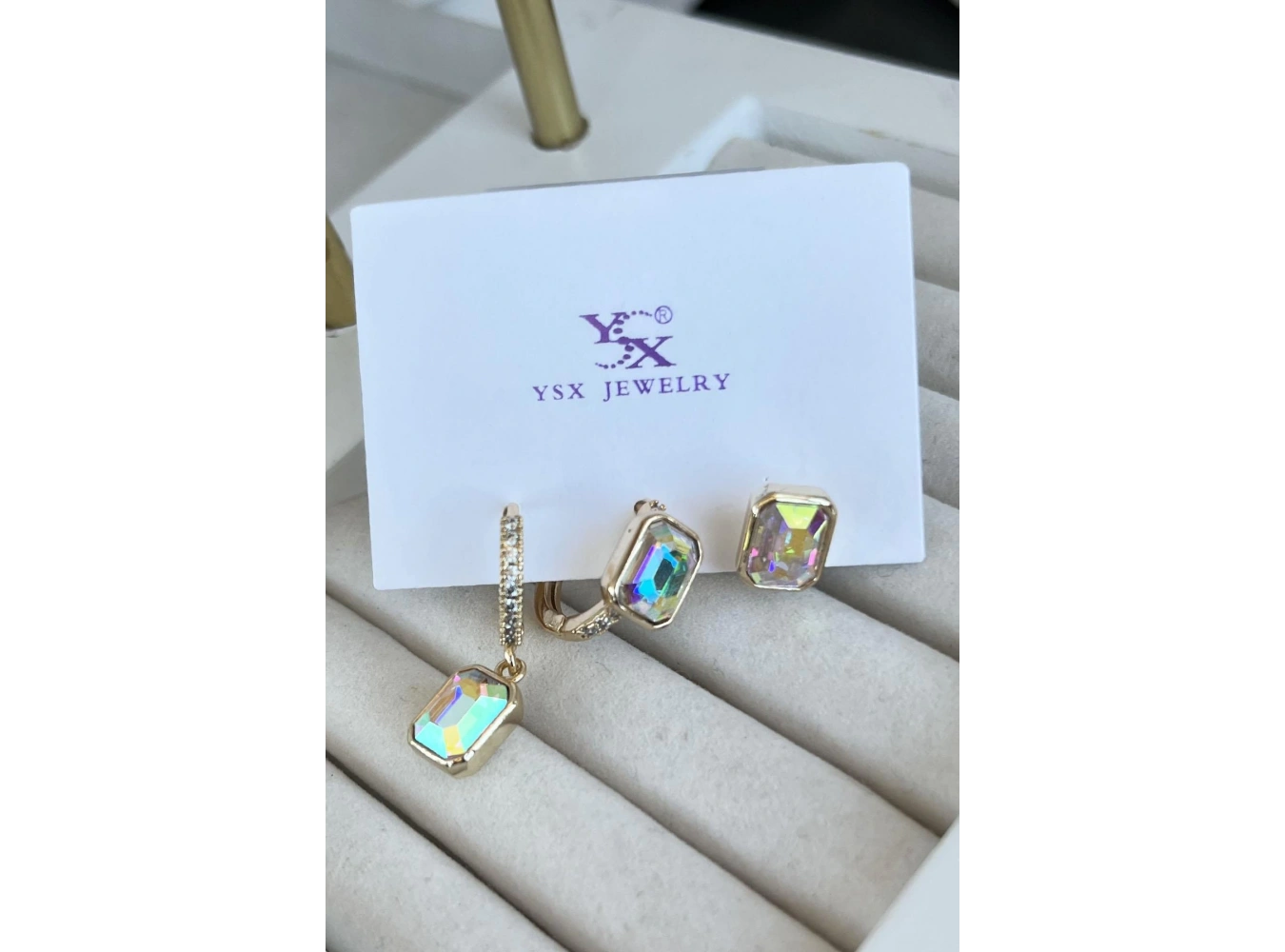 Altın Renk Taş Detaylı VİP 3lü YSX Küpe Set