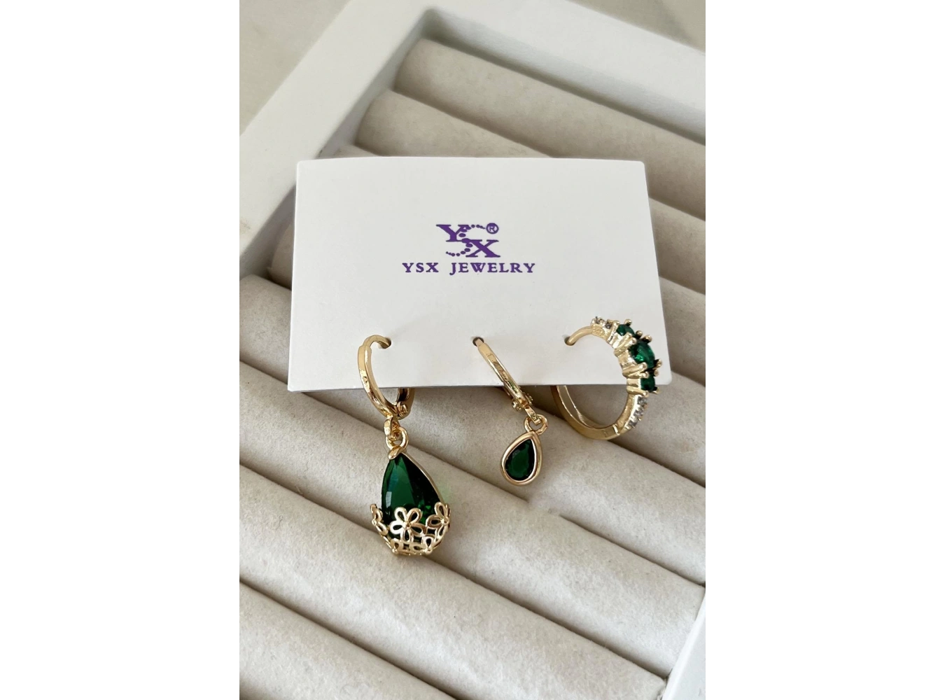 Altın Renk Taş Detaylı VİP 3lü YSX Küpe Set