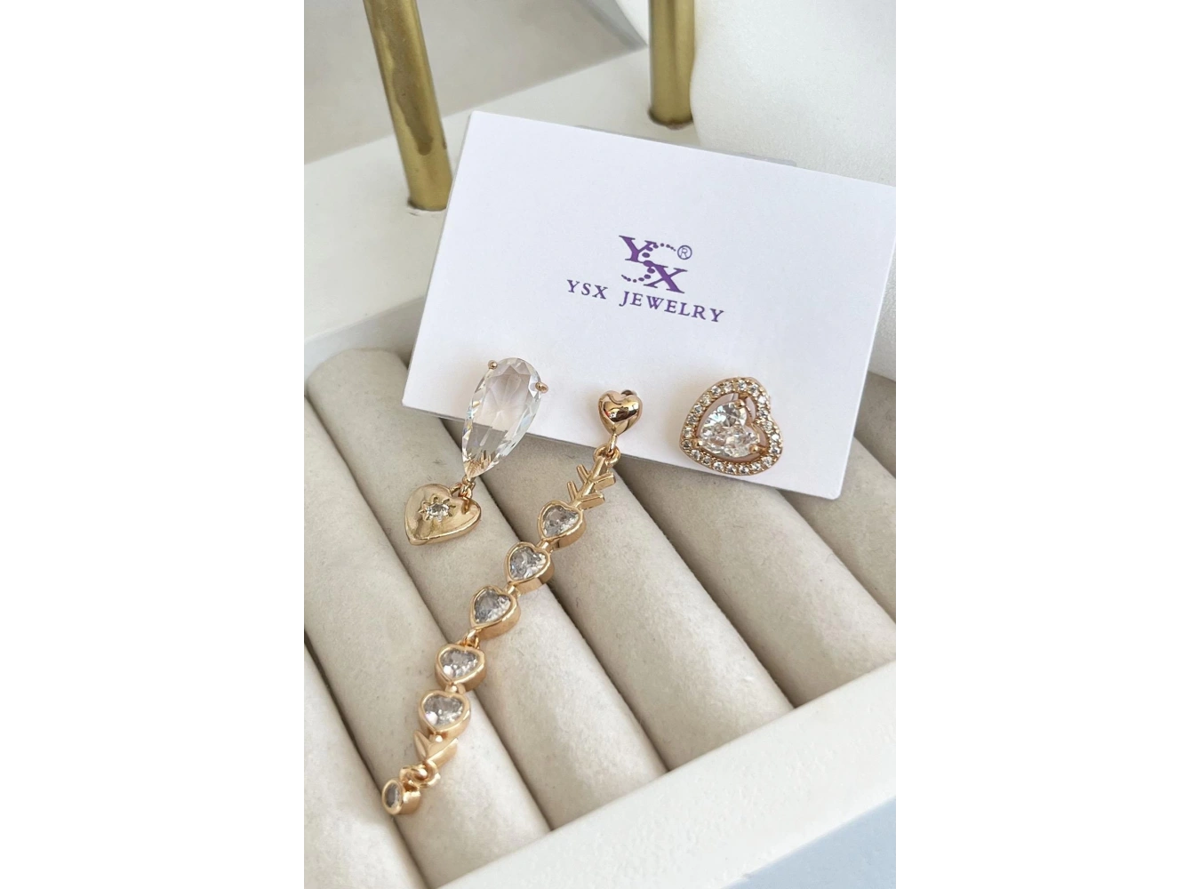 Altın Renk Taş Detaylı VİP 3lü YSX Küpe Set