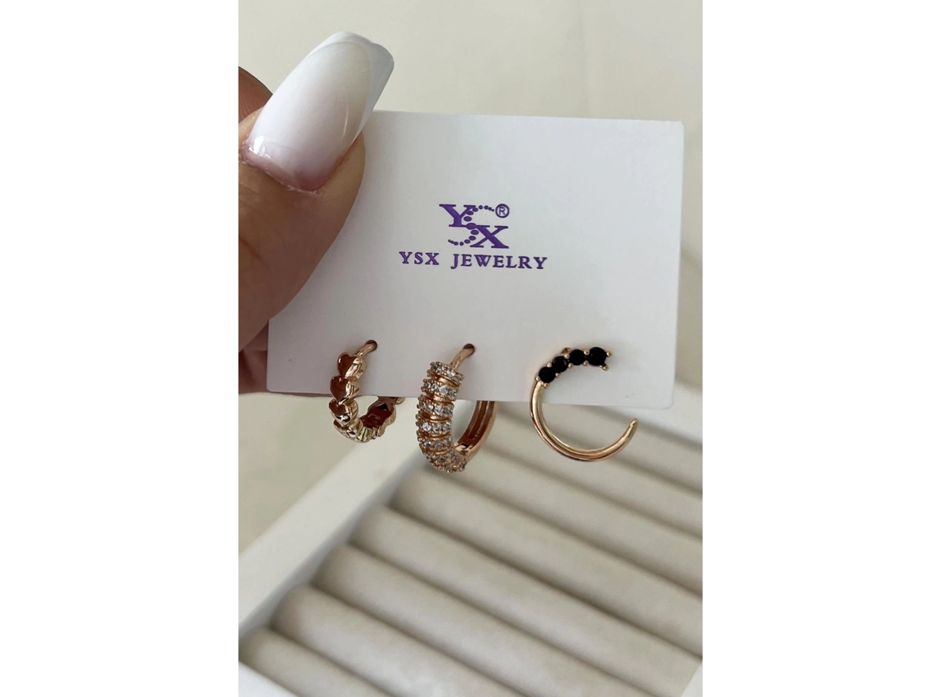 Altın Renk Taş Detaylı VİP 3lü YSX Küpe Set