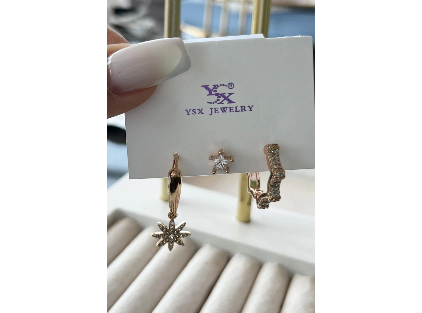 Altın Renk Taş Detaylı VİP 3lü YSX Küpe Set