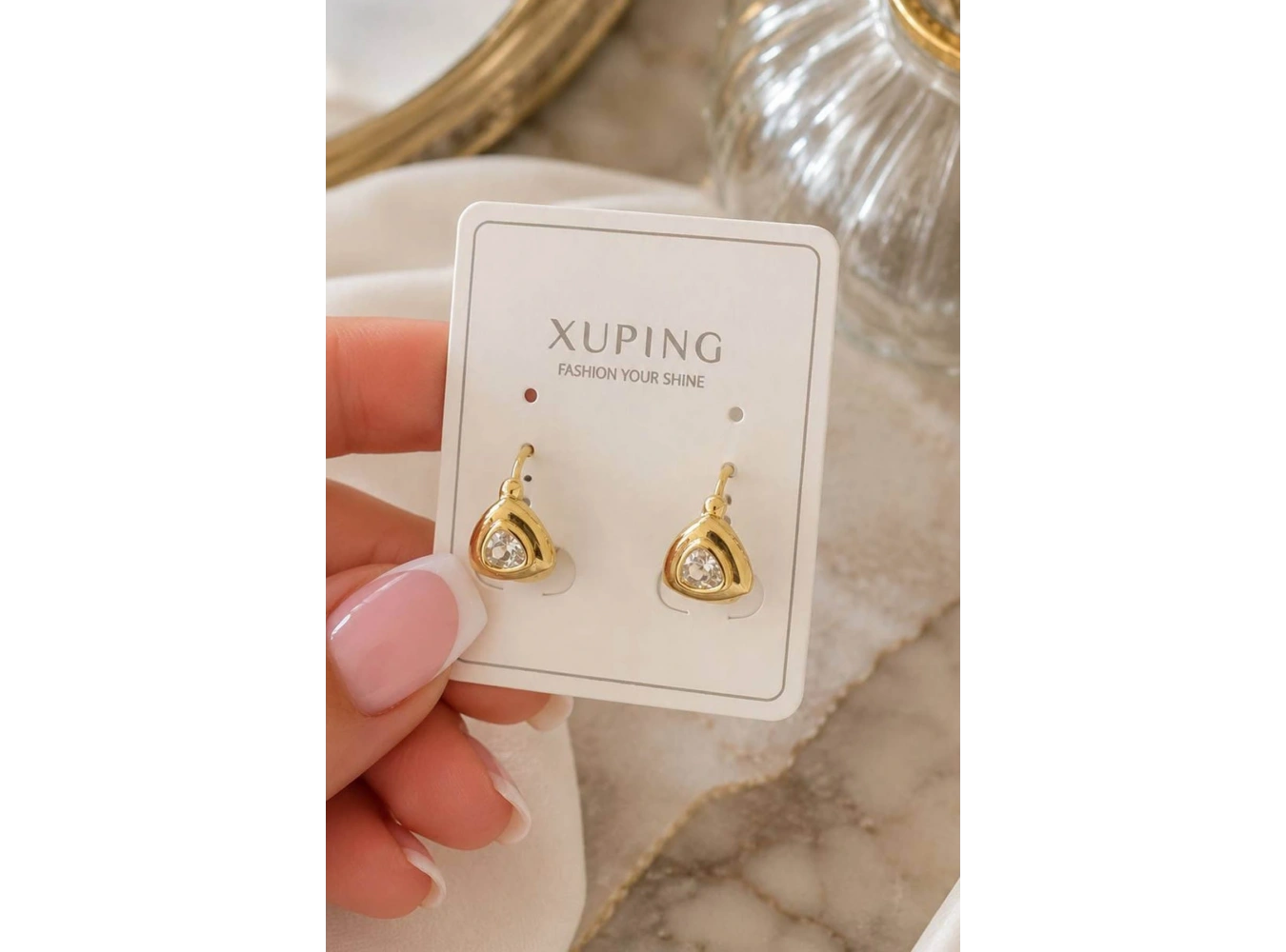 Altın   Renk Taş Detaylı  Xuping Halka  Küpe (Çift)