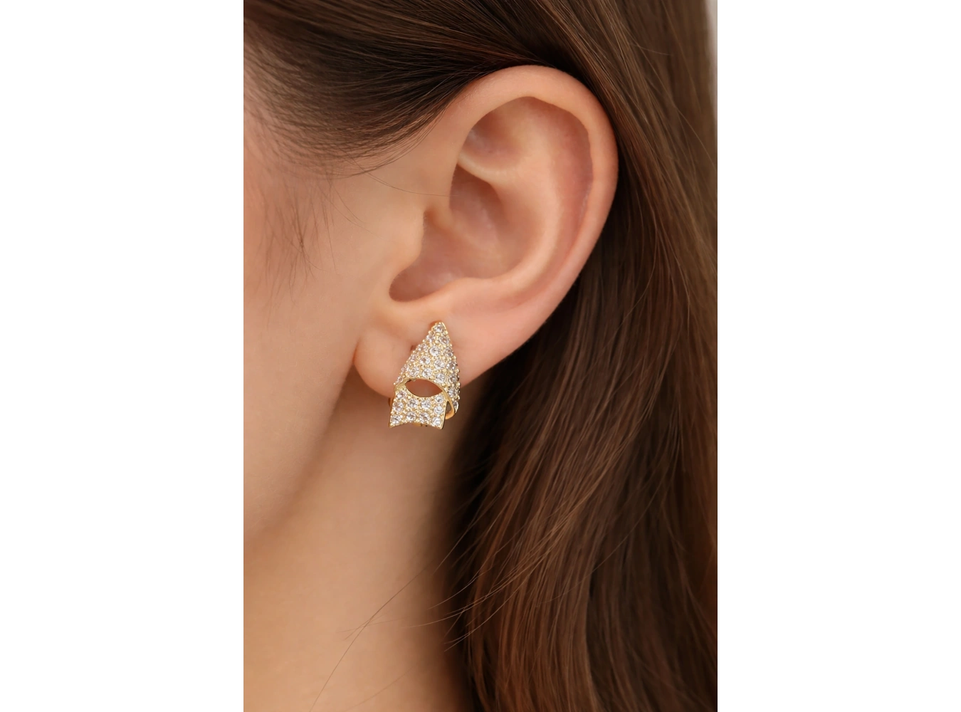 Altın Renk Taş Detaylı Xuping Küpe (Çift)