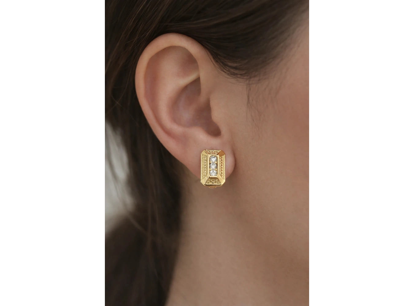 Altın Renk Taş Detaylı Xuping Küpe (Çift)