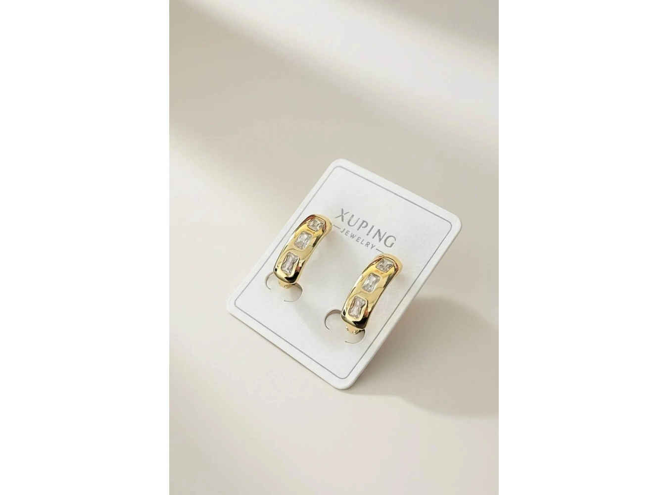 Altın Renk Taş Detaylı Xuping Küpe (Çift)