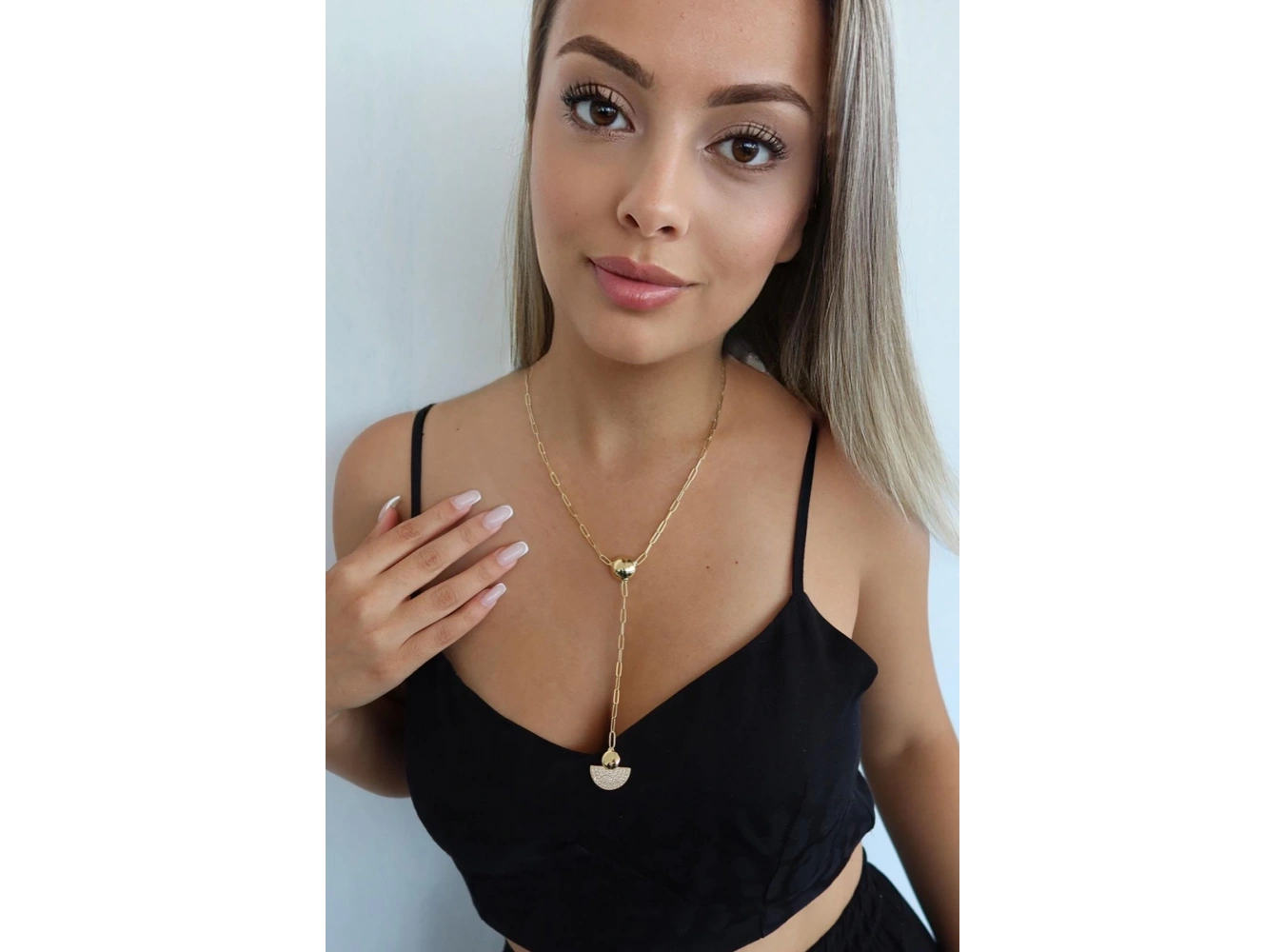 Altın Renk Taş Detaylı Y Kolye