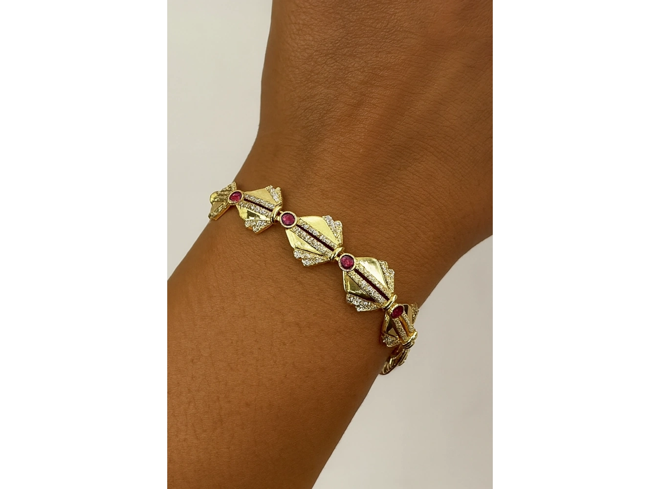 Altın Renk Taş Detaylı YSX Bileklik