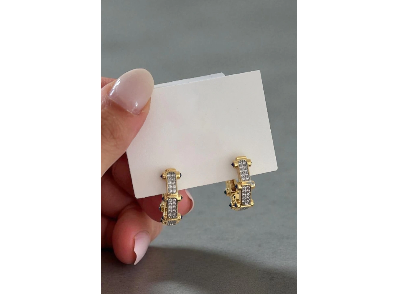 Altın Renk Taş Detaylı YSX Halka Küpe (Çift)