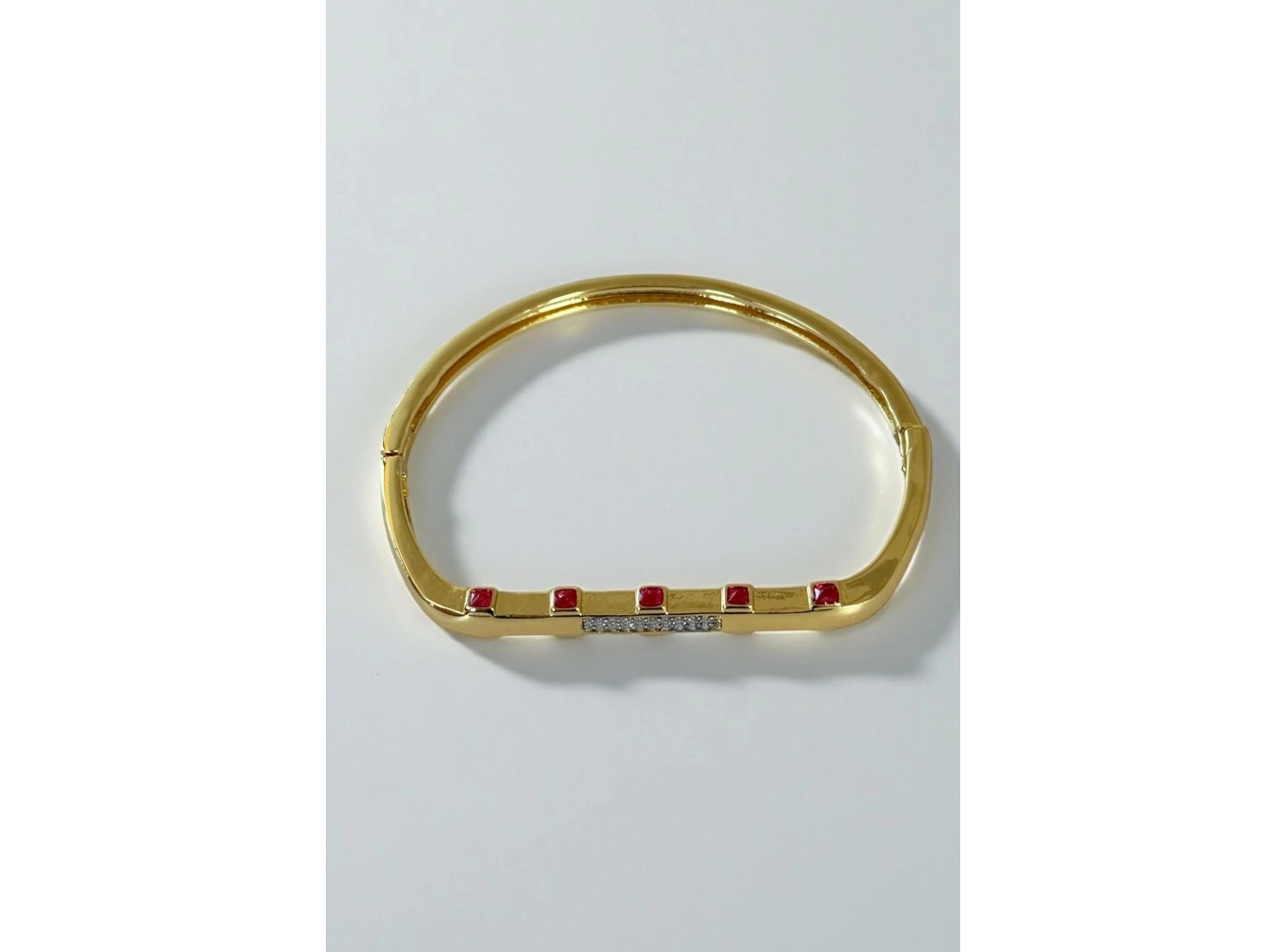 Altın Renk Taş Detaylı YSX Kelepçe Bileklik