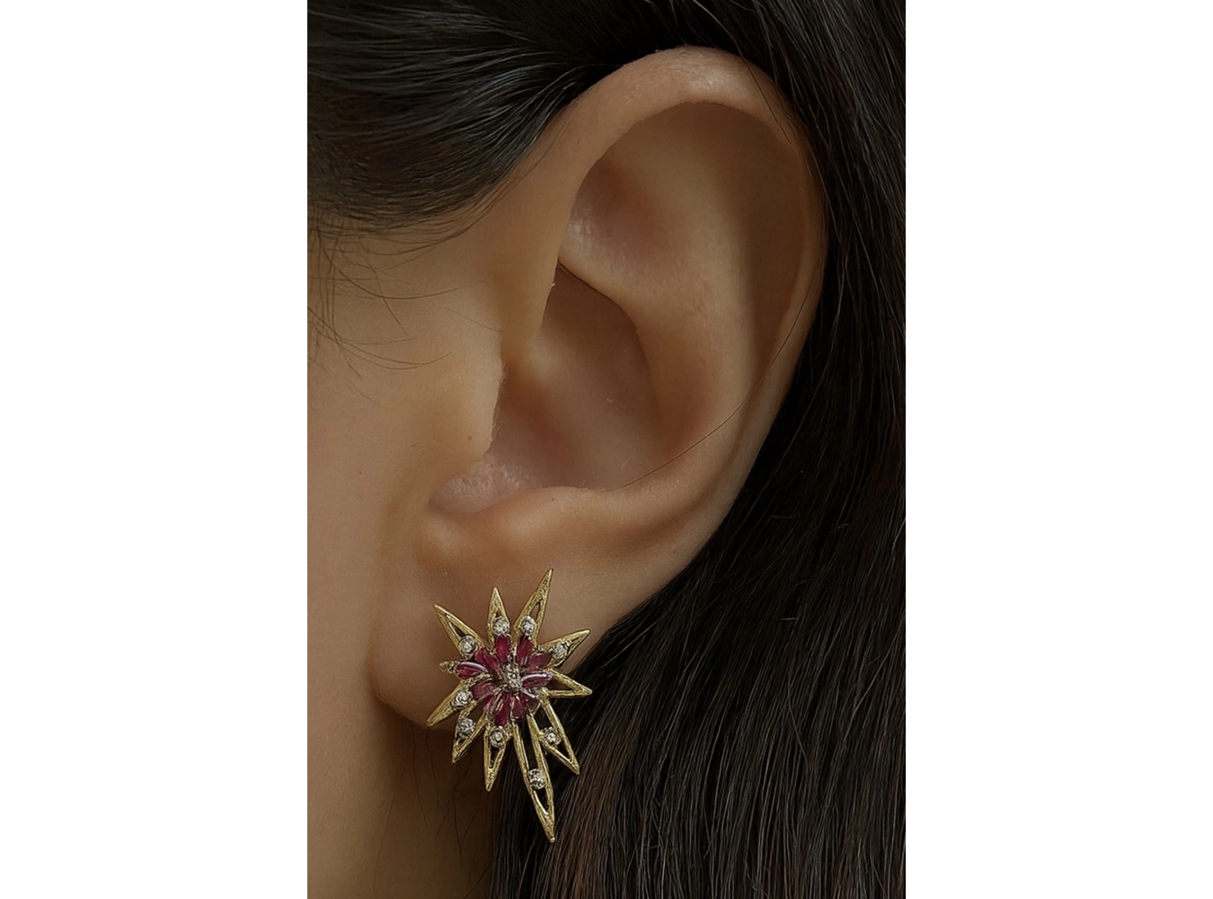 Altın Renk Taş Detaylı YSX Küpe