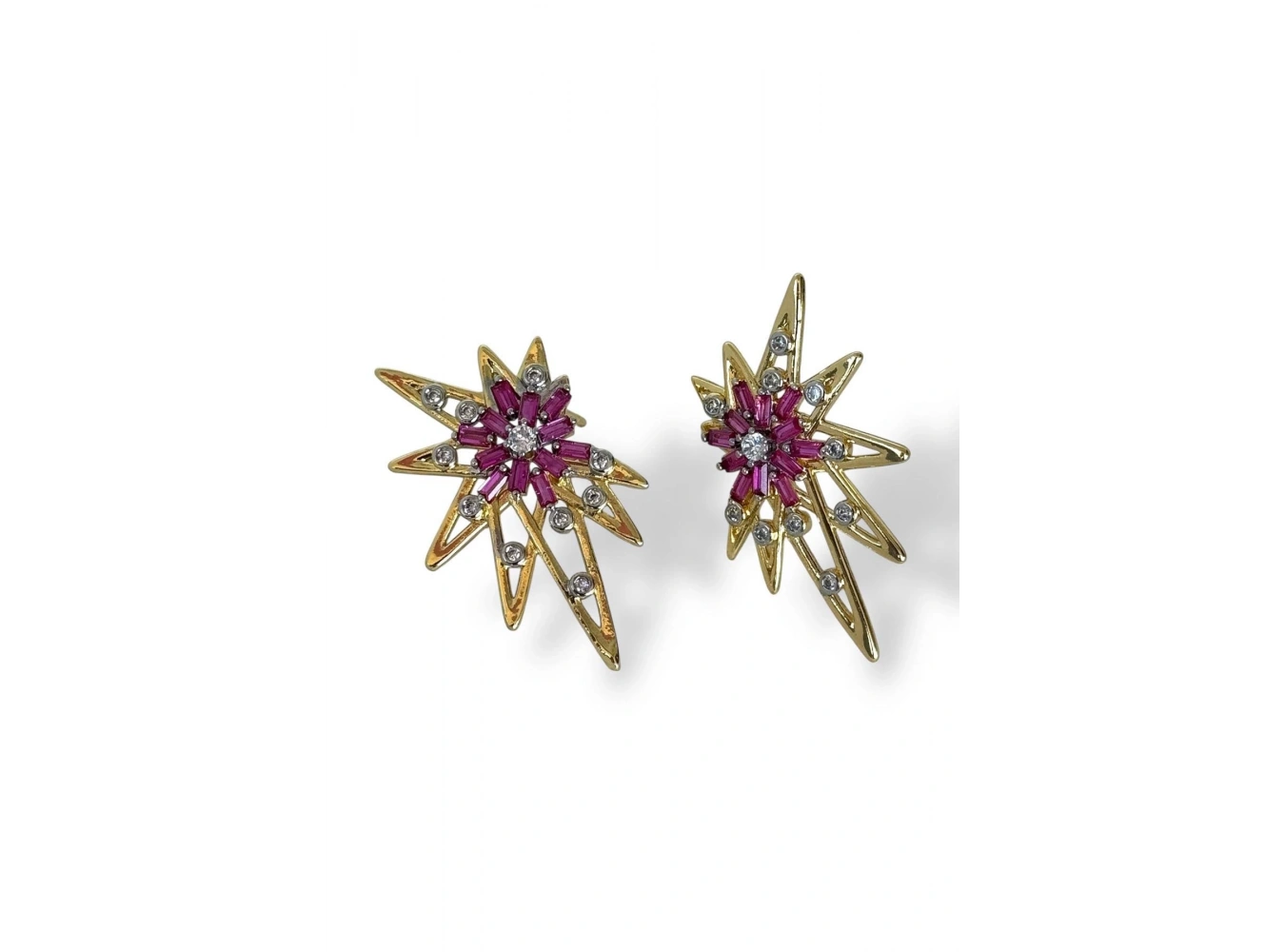 Altın Renk Taş Detaylı YSX Küpe