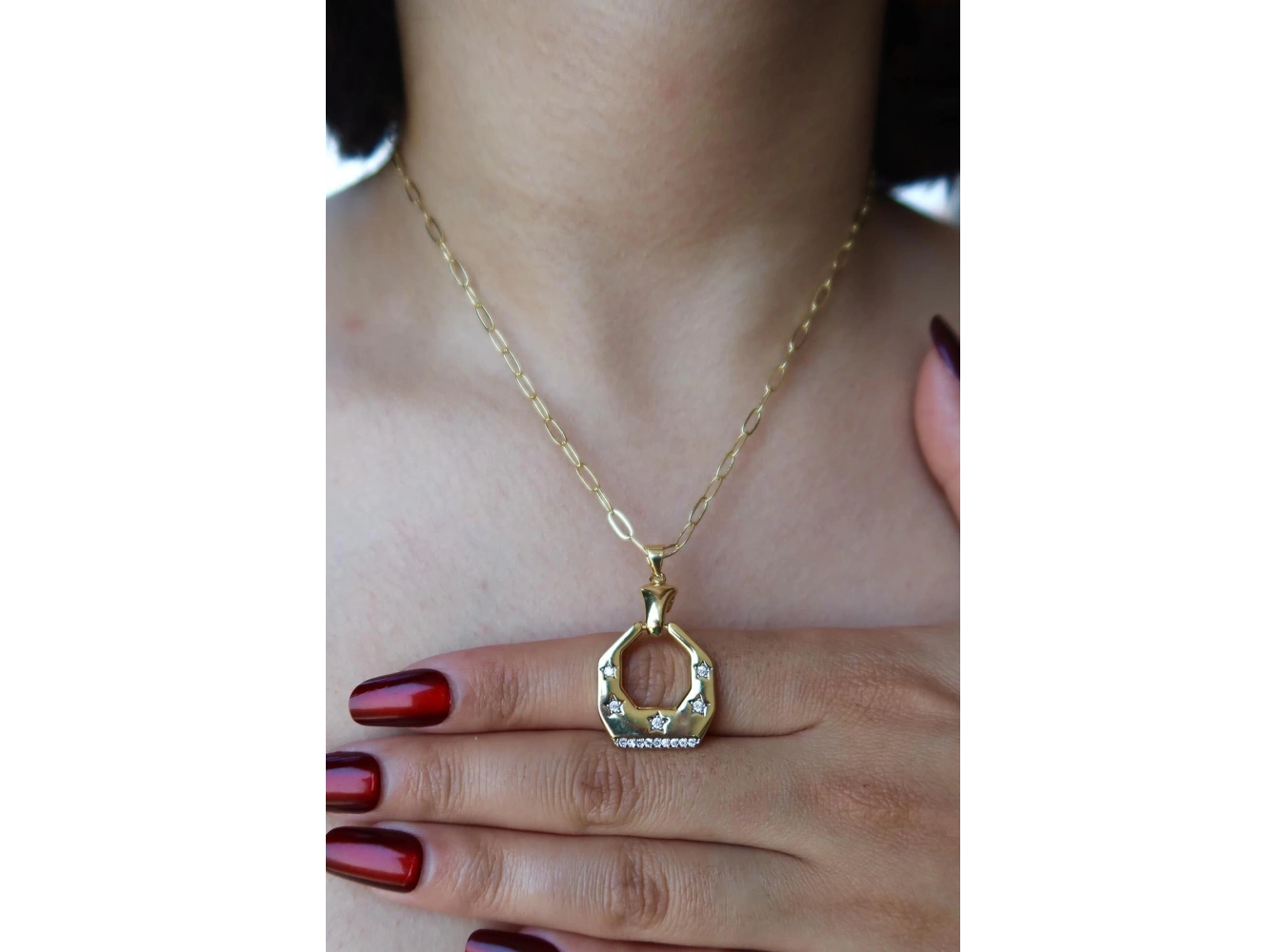 Altın Renk Taş Detaylı YSX Y Kolye