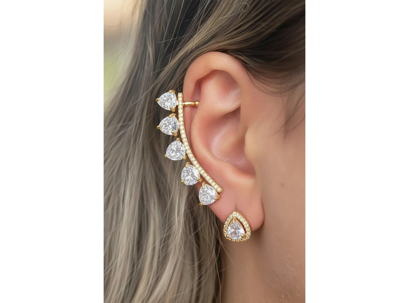 Altın Renk Taş Detaylı14K Altın Kaplama TX Ear Cuff Ve Küpe Set(Tek)