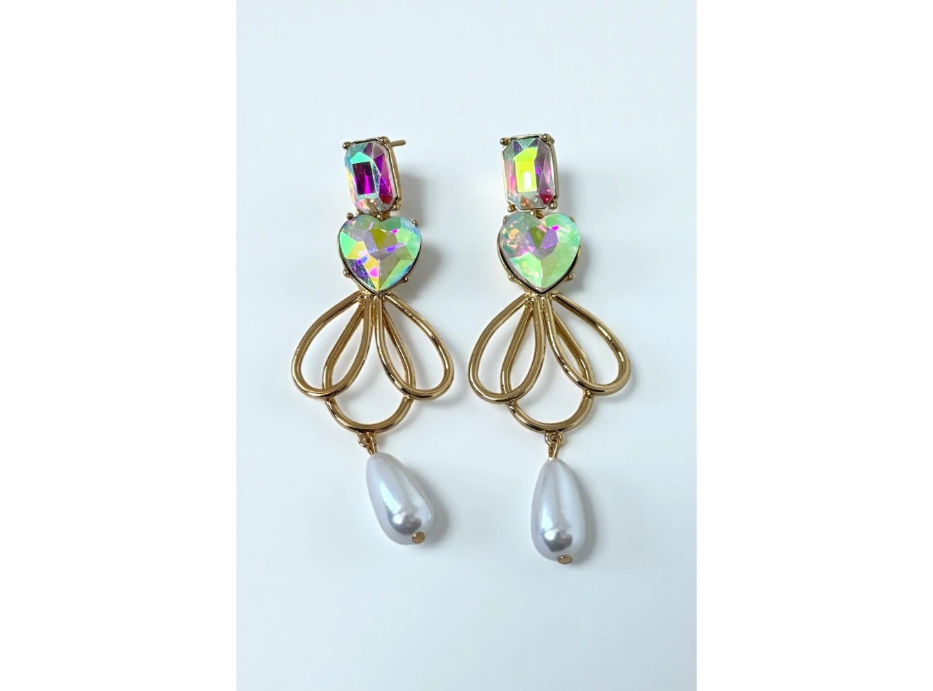 Altın Renk Taş Ve İnci Detaylı Tasarım Küpe (Çift)