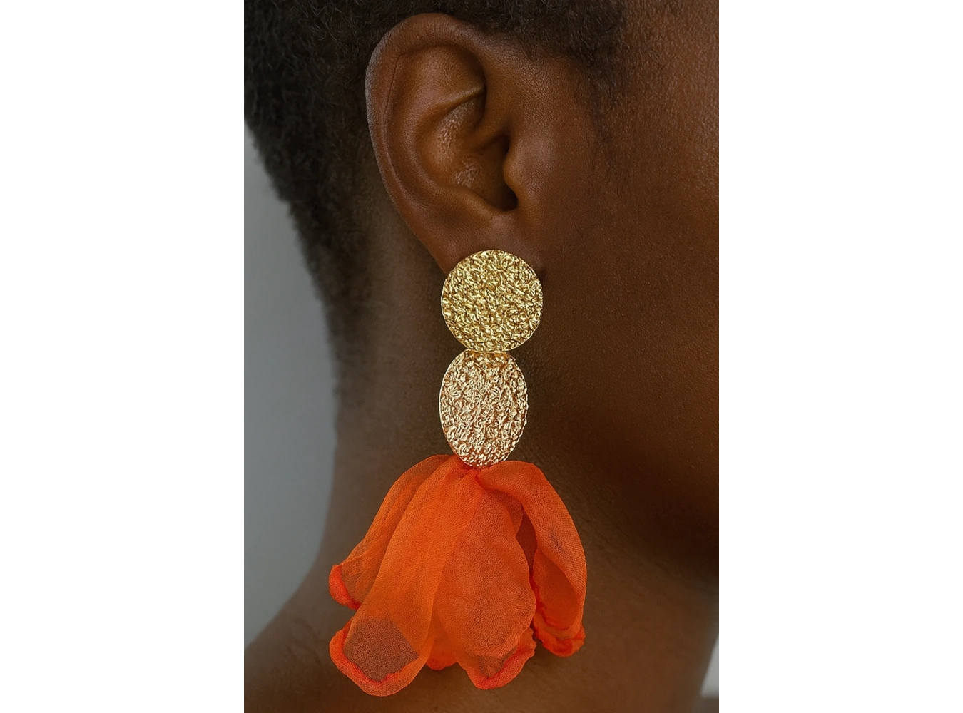 Altın Renk Tasarım Küpe (Çift)