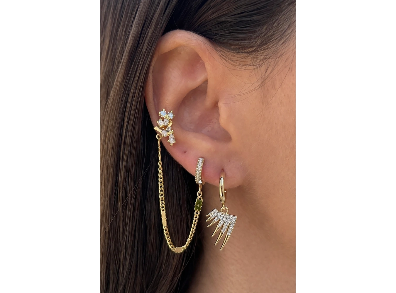 Altın Renk Taşlı 3lü Küpe Set