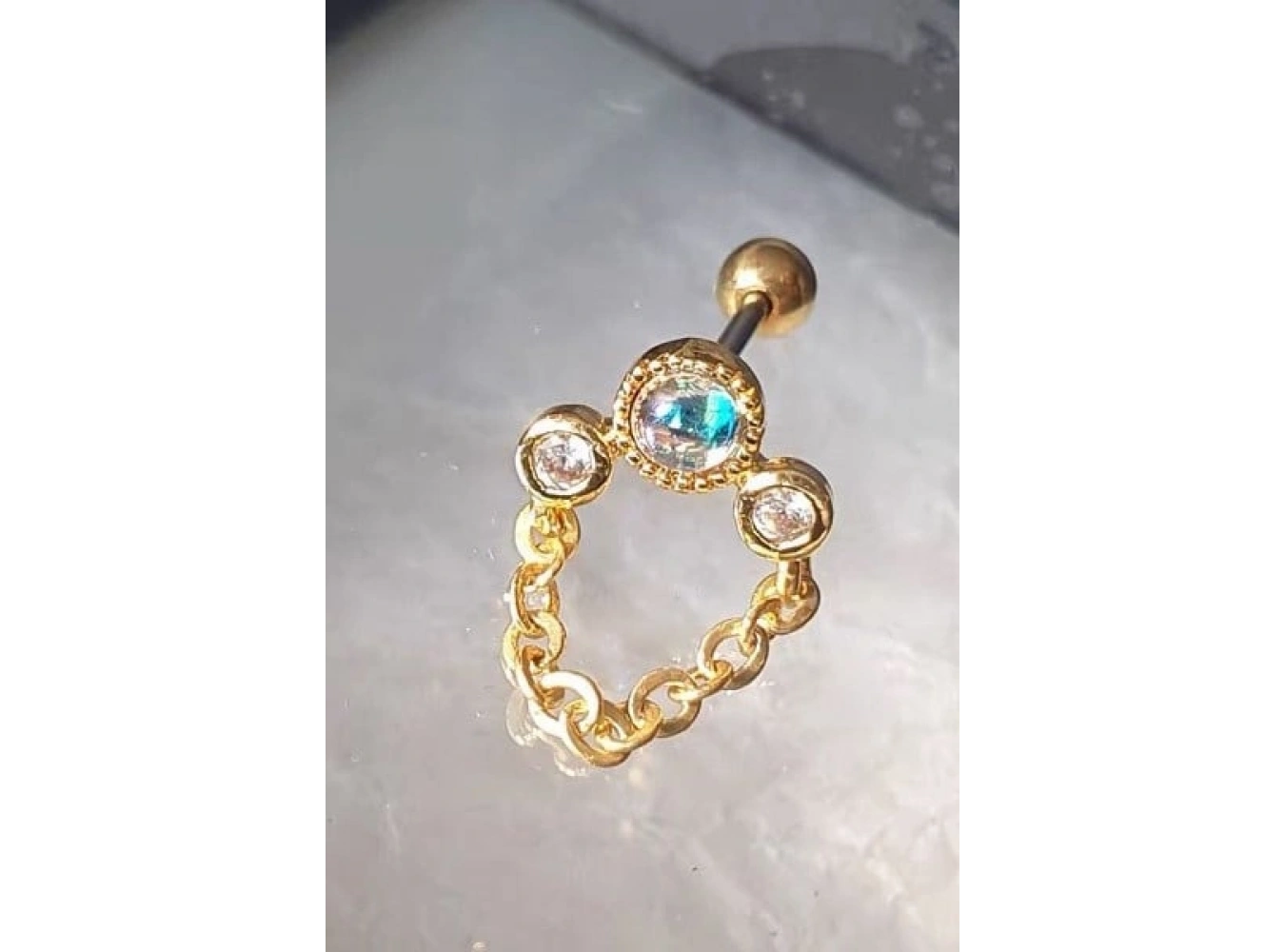 Altın Renk Taşlı Cerrahi Çelik Tragus/Kıkırdak Küpe/Piercing (Tek)