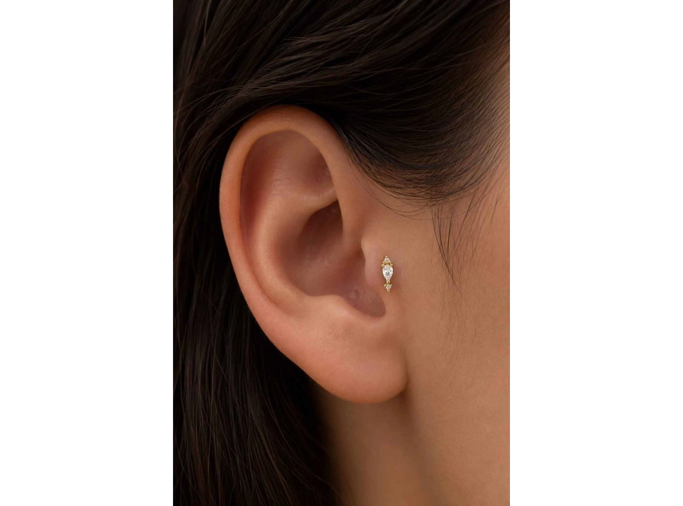 Altın Renk Taşlı Cerrahi Çelik Tragus/Kıkırdak Küpe/Piercing (Tek)