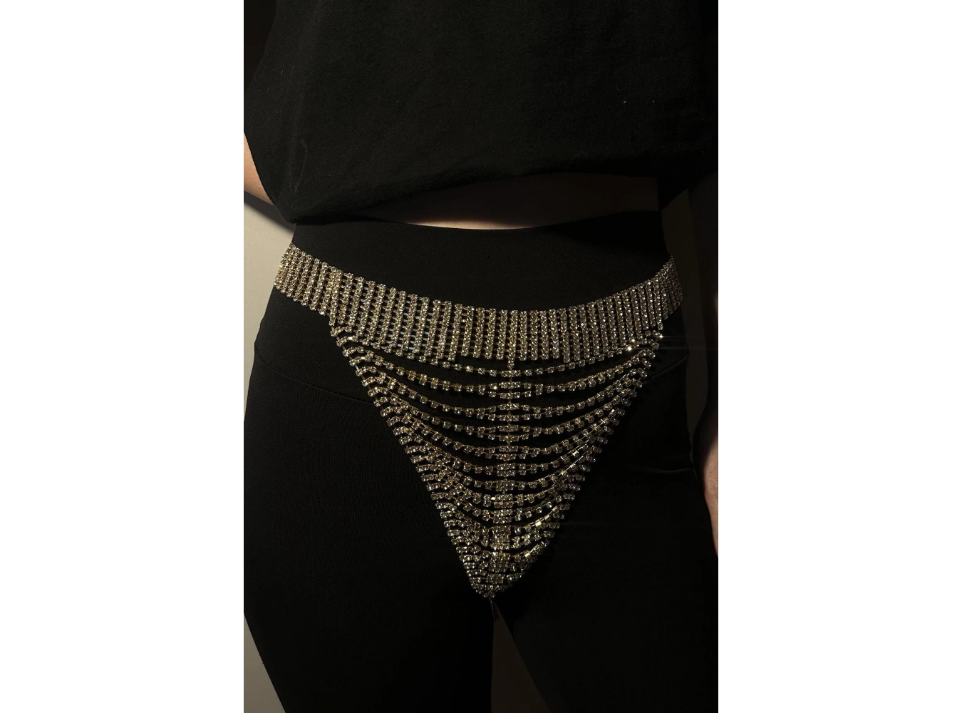 Altın Renk Taşlı Tanga