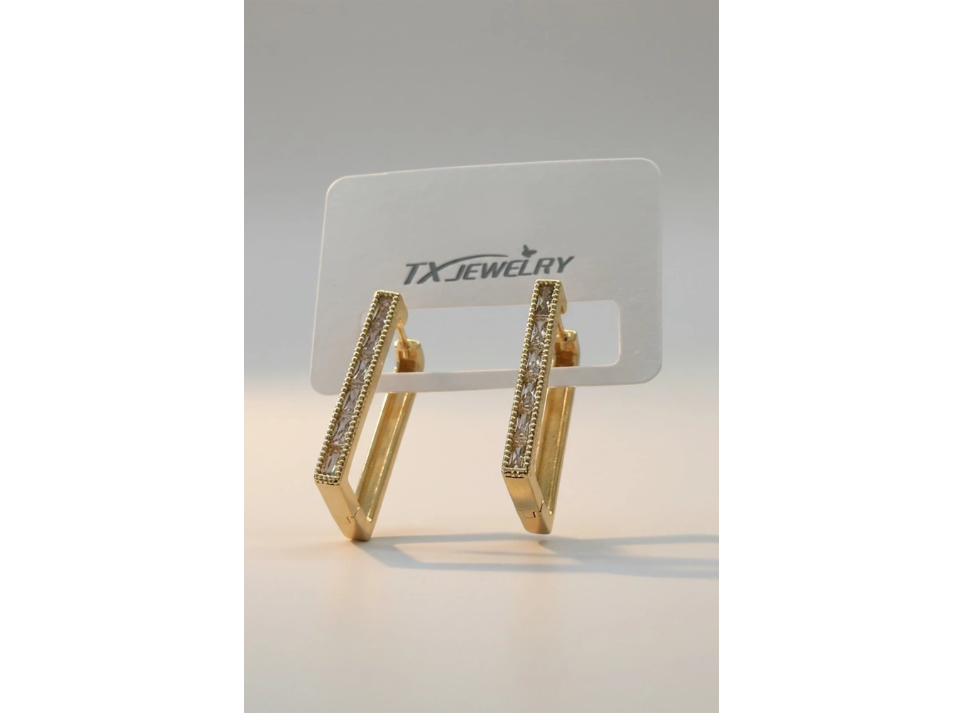 Altın Renk Taşlı Tx Küpe (Çift)