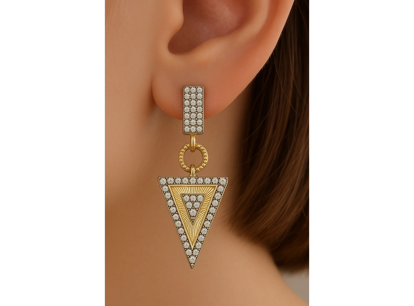 Altın Renk Üçgen Figürlü 14K Altın Kaplama TX Küpe (Çift)