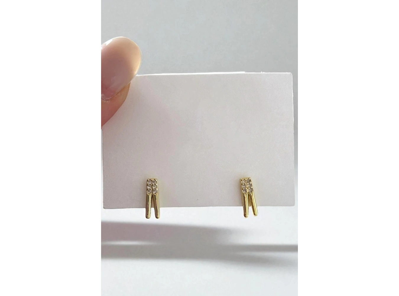 Altın Renk VİP Taş Detaylı YSX Küpe (Çift)