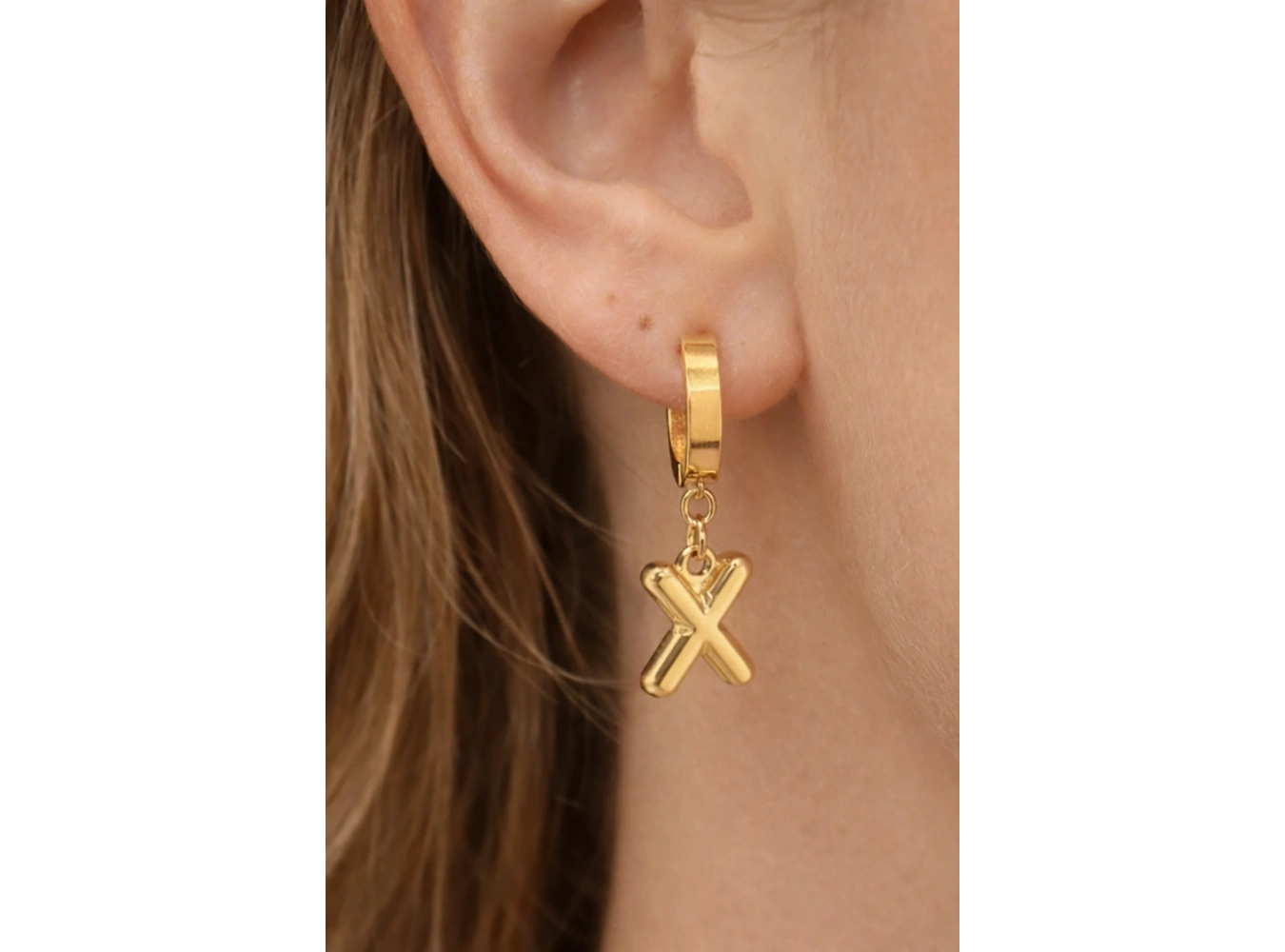 Altın Renk X Harf Çelik Küpe (Çift)