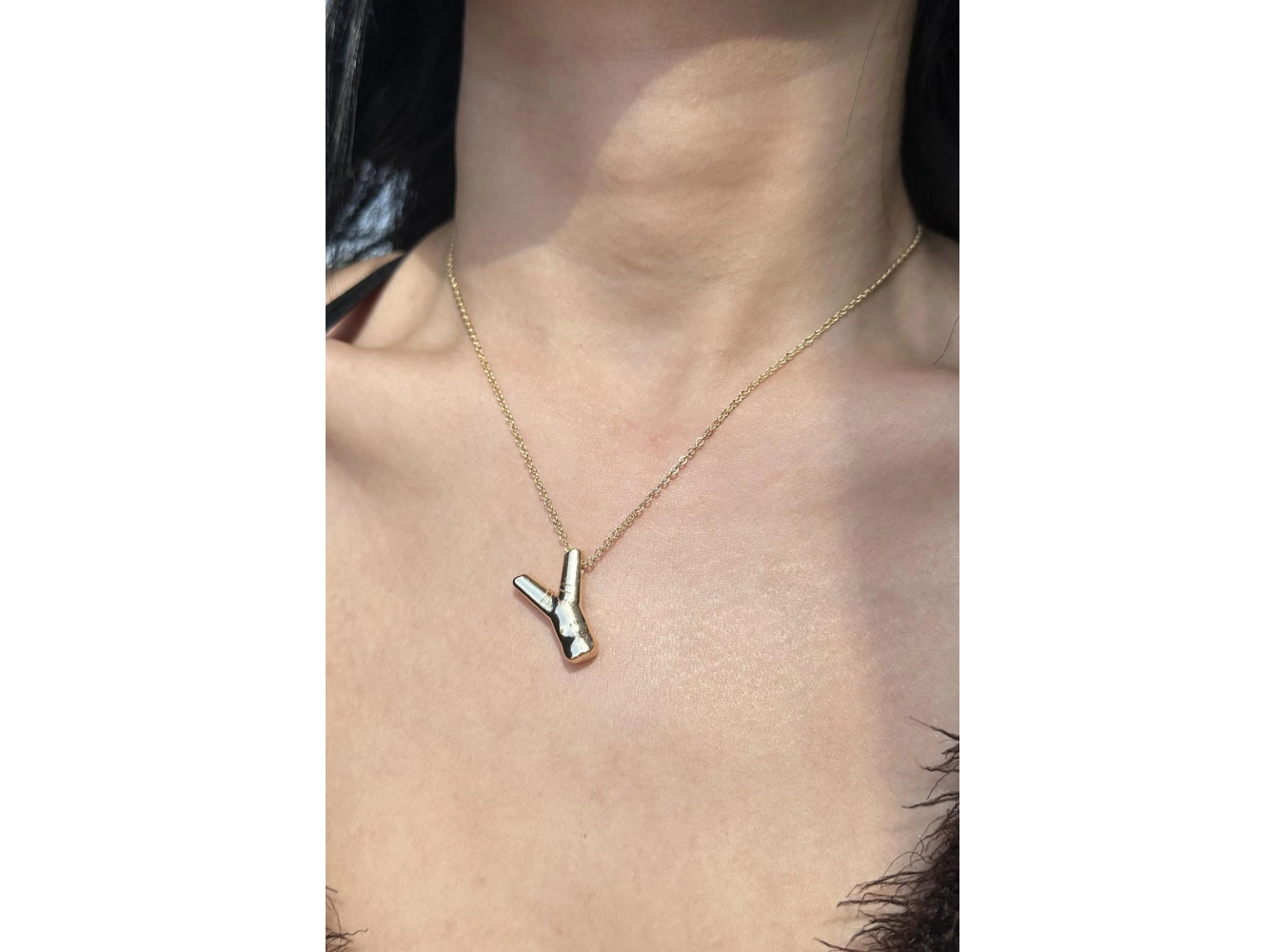 Altın Renk Y Harf Balon Kolye