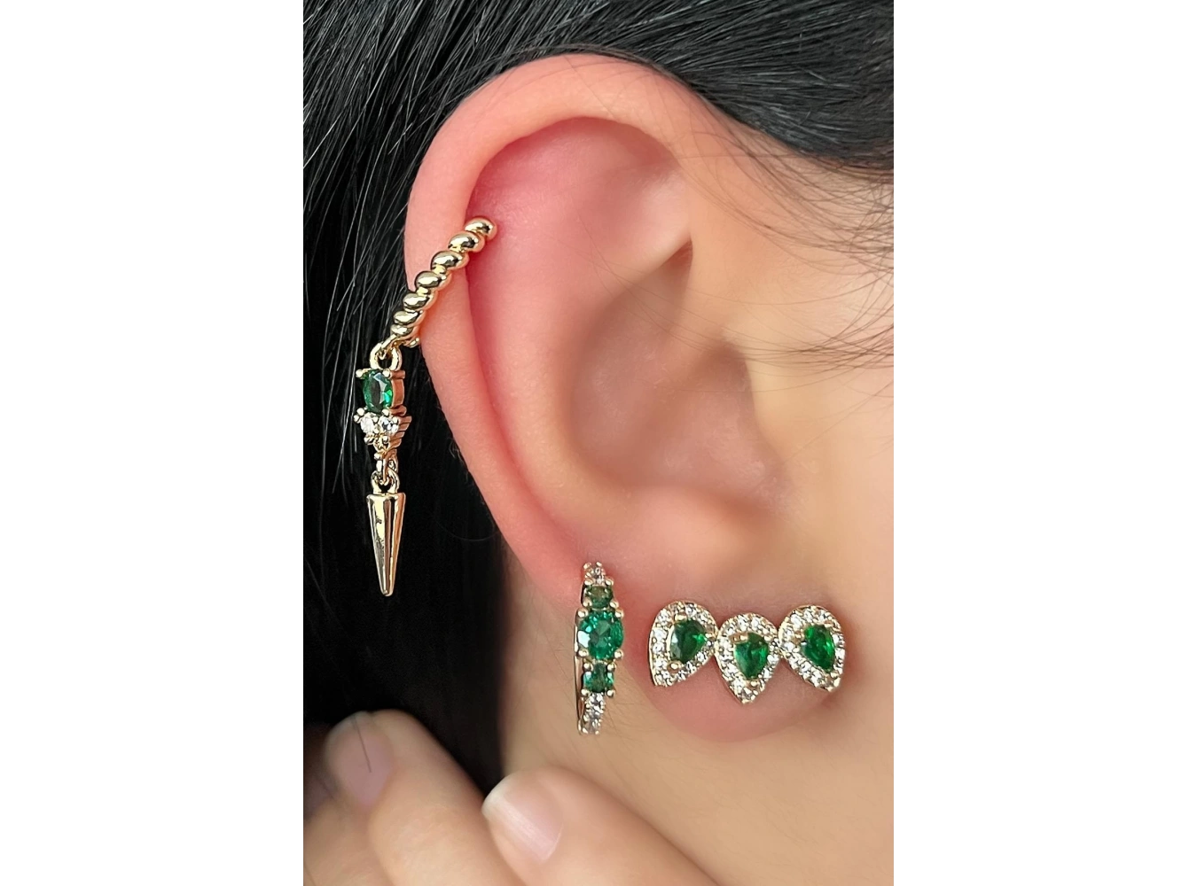 Altın Renk Yeşil Taş Detaylı VİP 3lü YSX Küpe Set