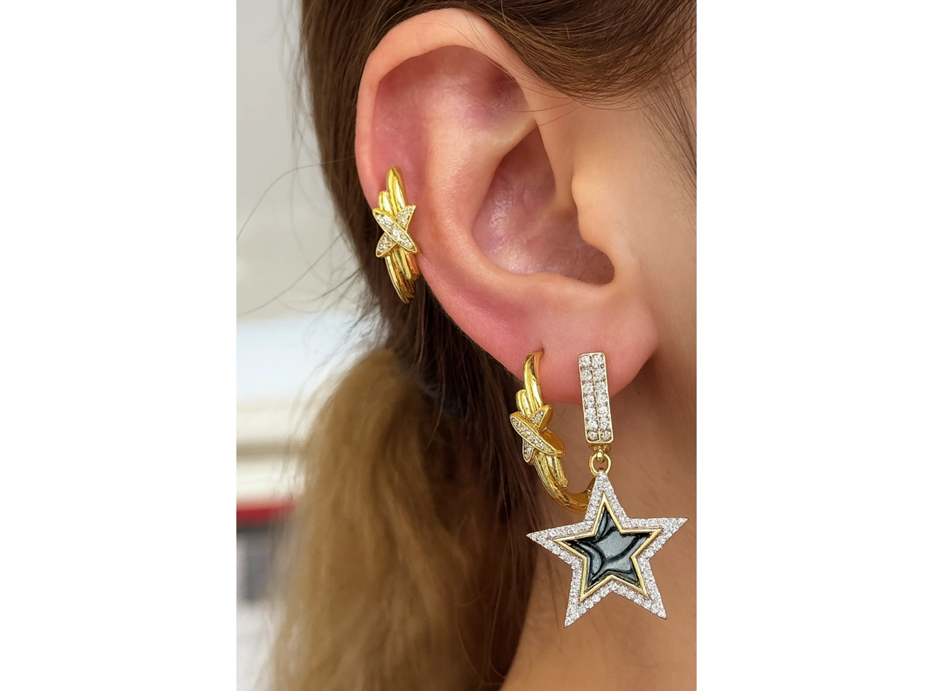 Altın Renk Yıldız Detaylı Taş Detaylı VİP 3lü YSX Küpe Set