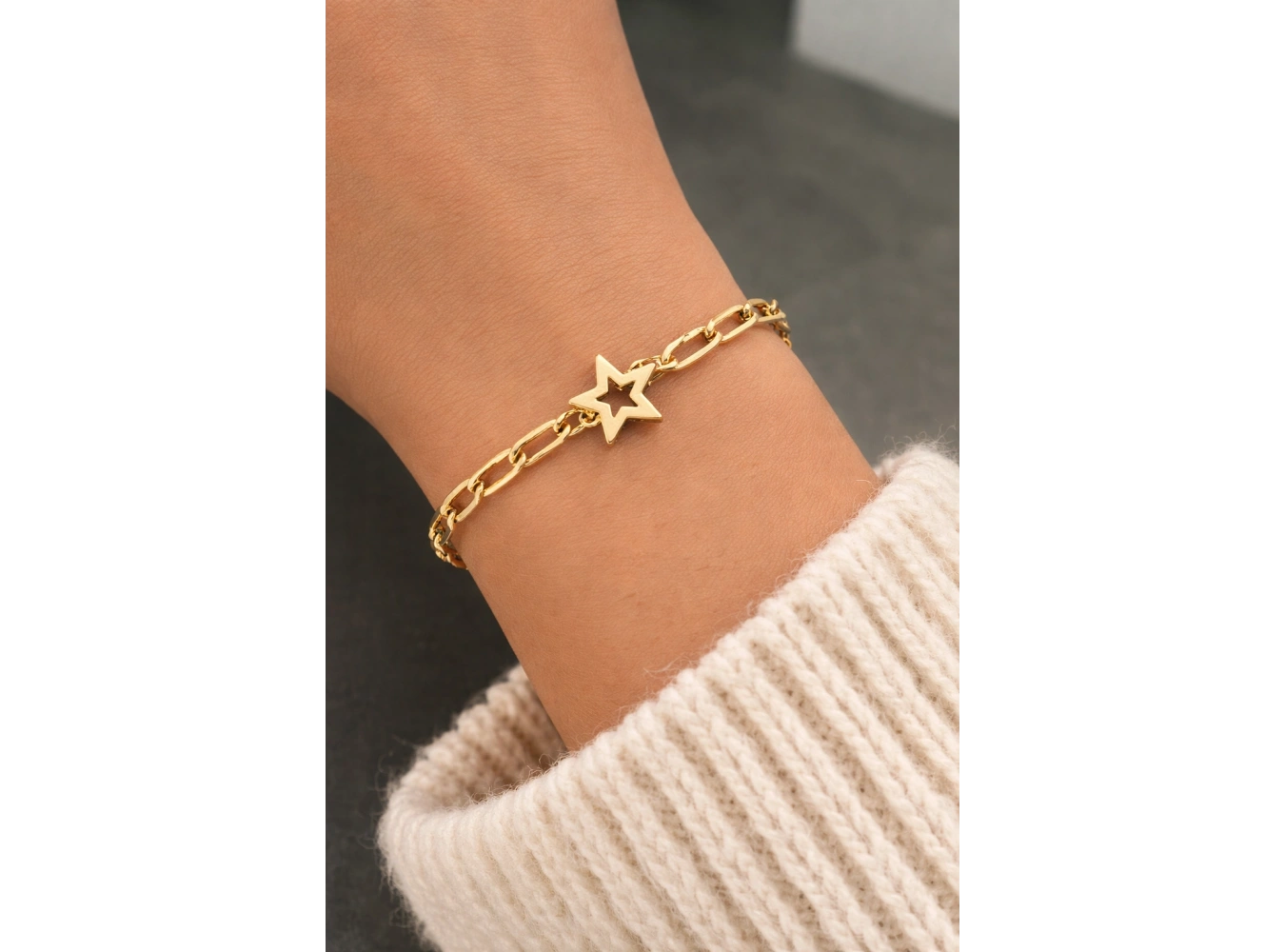 Altın Renk Yıldız Figürlü Bileklik