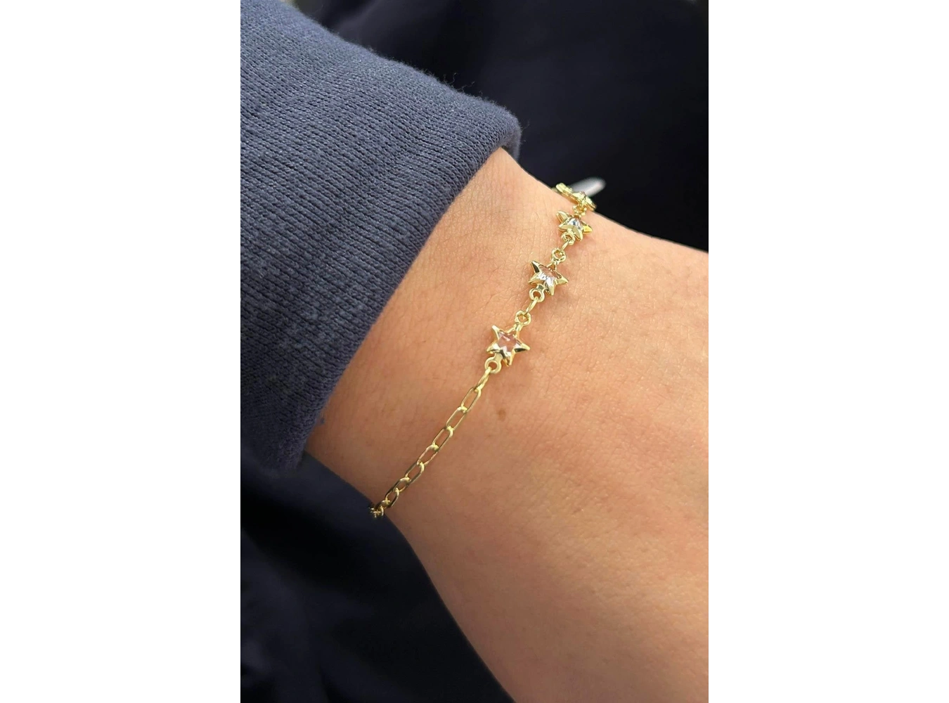 Altın Renk Yıldız Figürlü Bileklik