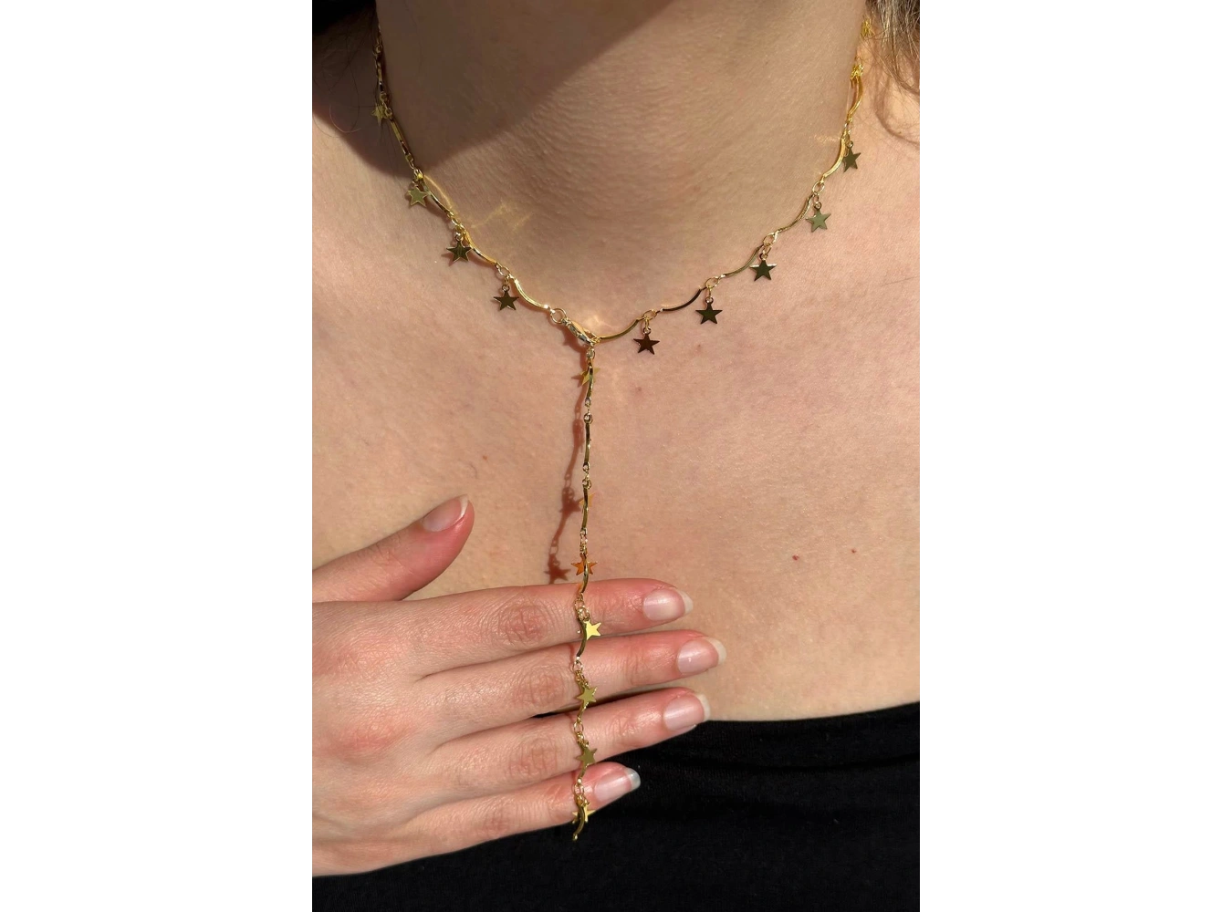 Altın Renk Yıldız Figürlü Çelik Y Kolye