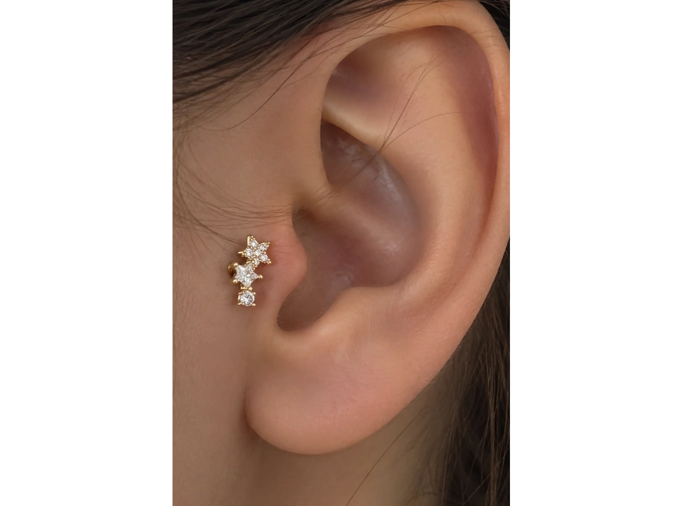 Altın Renk Yıldız Figürlü  Cerrahi Çelik Tragus/Kıkırdak Küpe/Piercing (Tek)