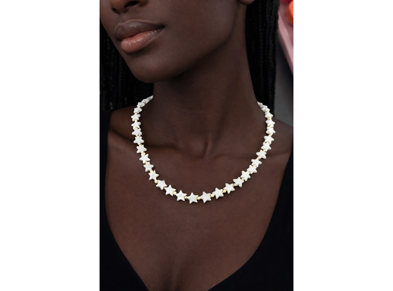 Altın Renk Yıldız Figürlü İnci Kolye