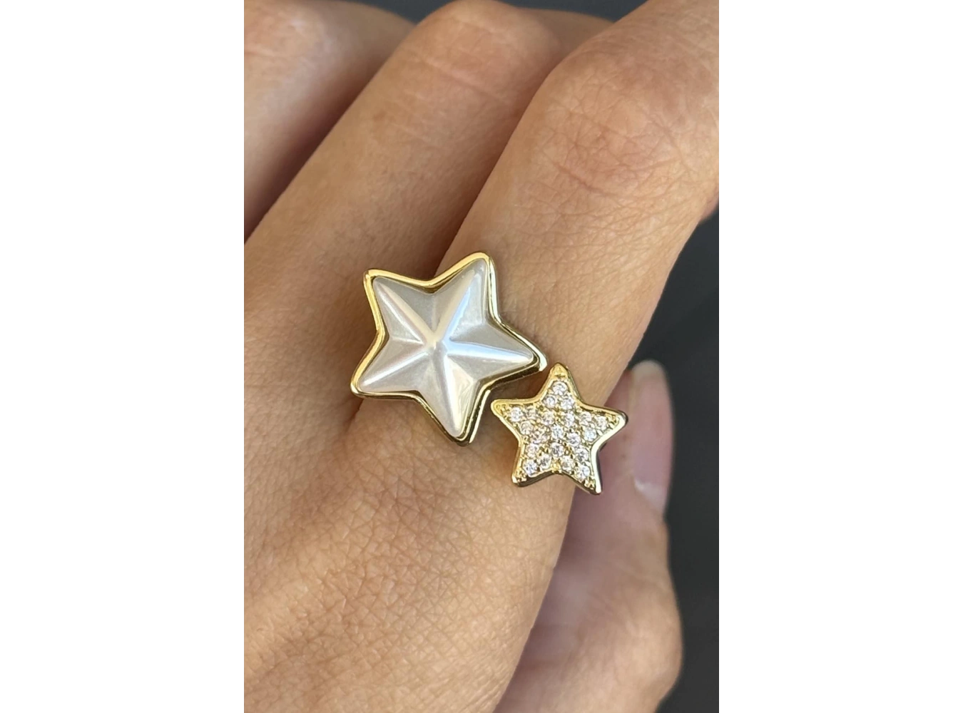 Altın Renk Yıldız Figürlü İnci Ve Taş Detaylı Ayarlanabilir Yüzük