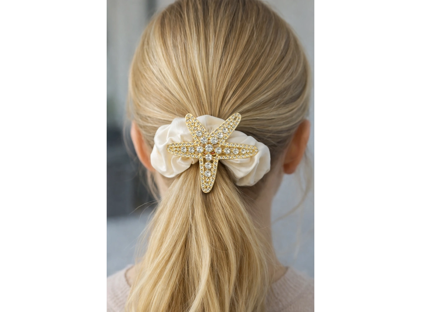 Altın Renk Yıldız Figürlü Taş Detaylı Lastik Toka