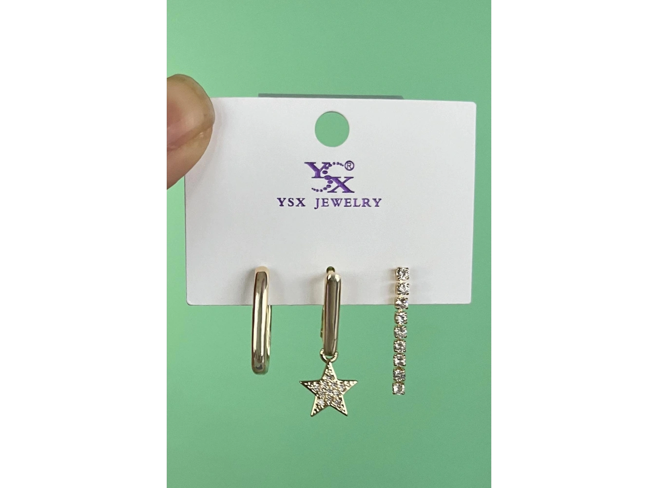 Altın Renk Yıldız Figürlü Taş Detaylı  VİP 3lü YSX Küpe Set