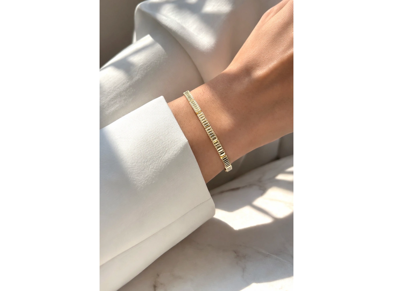 Altın Renk Zincir Detaylı 14K Altın Kaplama CM Bileklik