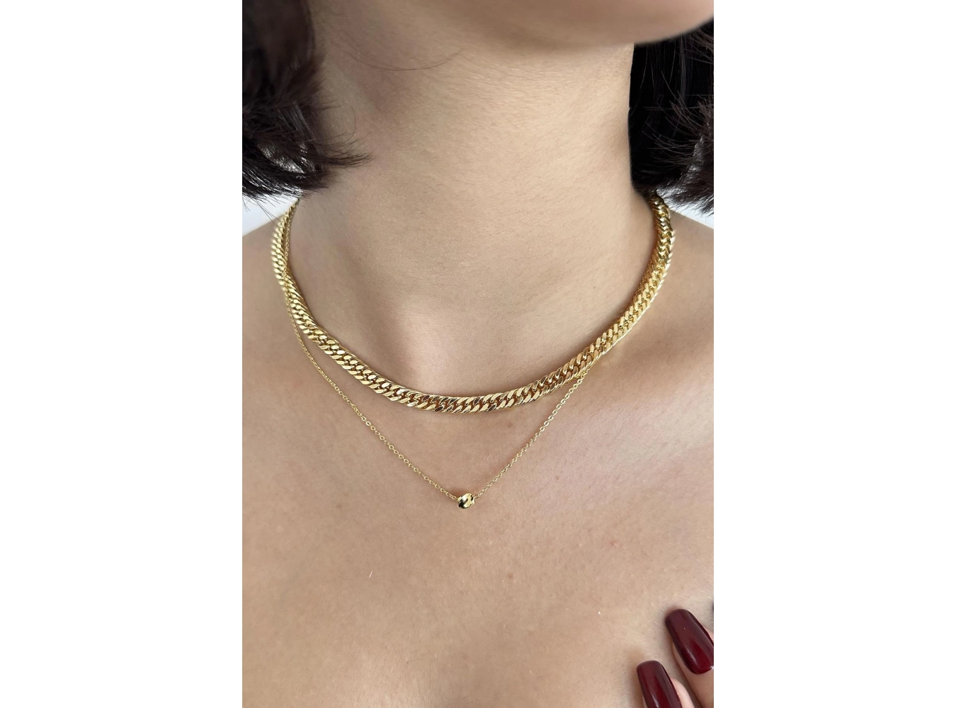 Altın Renk Zincir Detaylı İkili Kolye