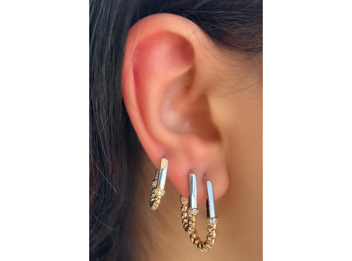 Altın Ve Gümüş Renk Burgu Detaylı 3lü YSX Küpe Set