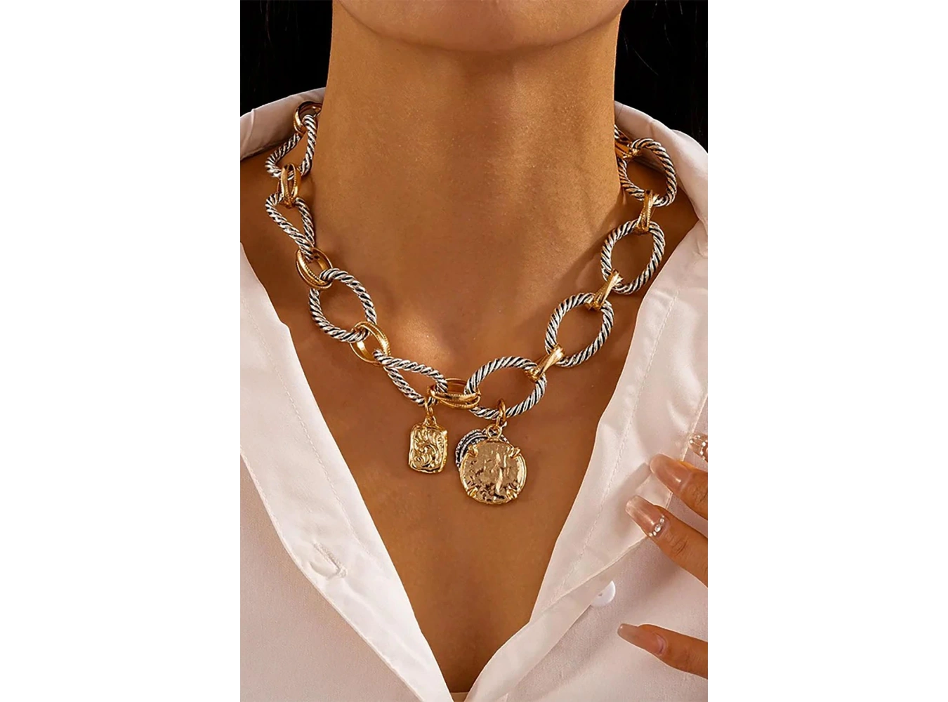 Altın Ve Gümüş Renk Karışık Figürlü Tasarım Kolye